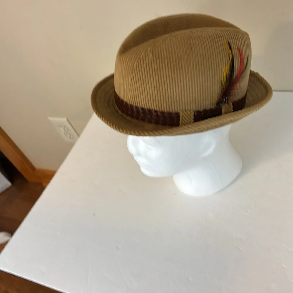 Vintage Tan Corduroy London Fog Feathered Fedora Size 7